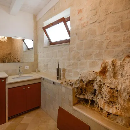 Holiday home Gorgeous In With House A Panoramic View