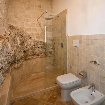 Holiday home Gorgeous In With House A Panoramic View Noto