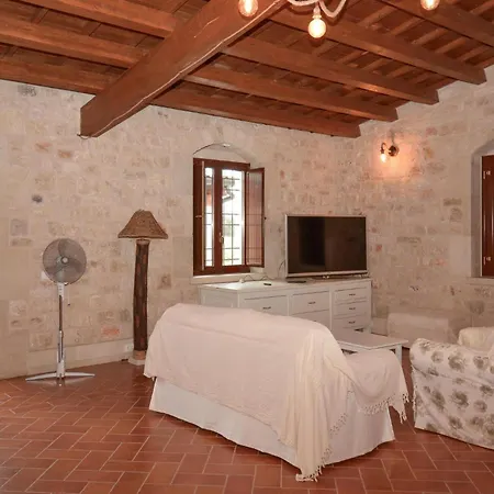Gorgeous In With House A Panoramic View Noto